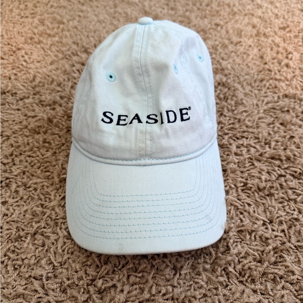 Seaside White Cap
